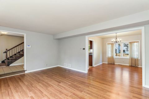 Tiny photo for 1088 Pear Tree Lane, Wheeling, IL 60090 (MLS # 12492915)