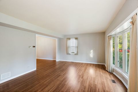 Tiny photo for 1088 Pear Tree Lane, Wheeling, IL 60090 (MLS # 12492915)