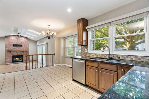 Tiny photo for 1088 Pear Tree Lane, Wheeling, IL 60090 (MLS # 12492915)