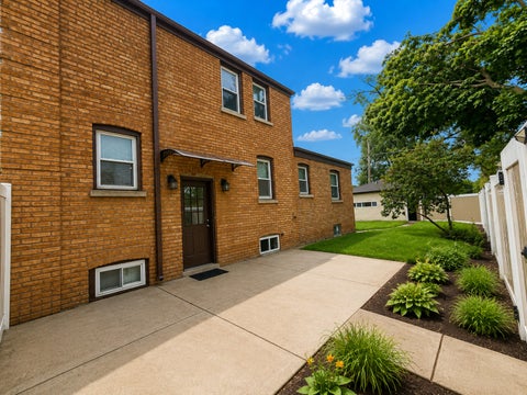 Tiny photo for 1693 Linden Street, Des Plaines, IL 60018 (MLS # 12773191)