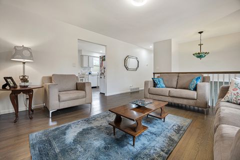 Tiny photo for 404 Woodward Avenue, Geneva, IL 60134 (MLS # 12584750)