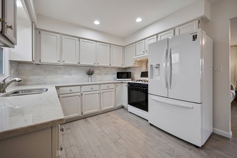 Tiny photo for 404 Woodward Avenue, Geneva, IL 60134 (MLS # 12584750)