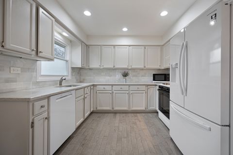 Tiny photo for 404 Woodward Avenue, Geneva, IL 60134 (MLS # 12584750)