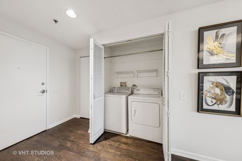 Tiny photo for 1515 S Prairie Avenue #1008, Chicago, IL 60605 (MLS # 12395804)