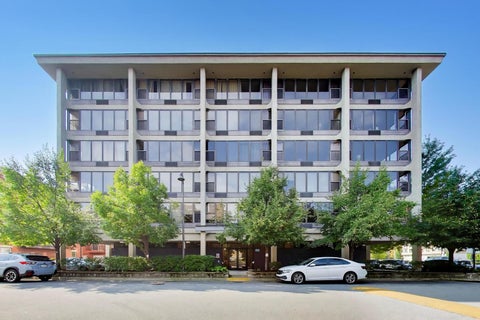 Tiny photo for 345 E Eastgate Place #302, Chicago, IL 60616 (MLS # 12749724)