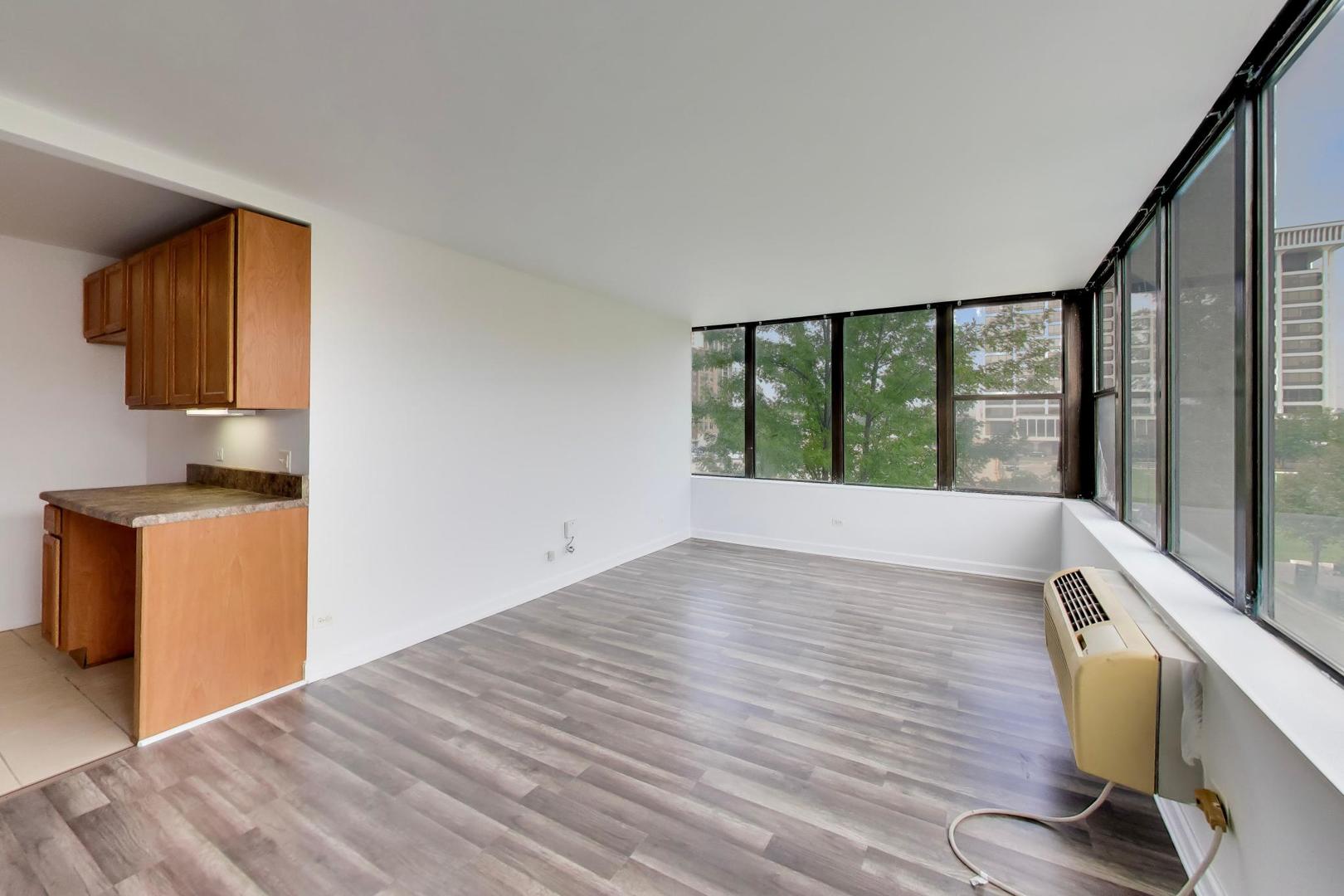 345 E Eastgate Place 302
