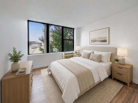 Tiny photo for 345 E Eastgate Place #302, Chicago, IL 60616 (MLS # 12749724)