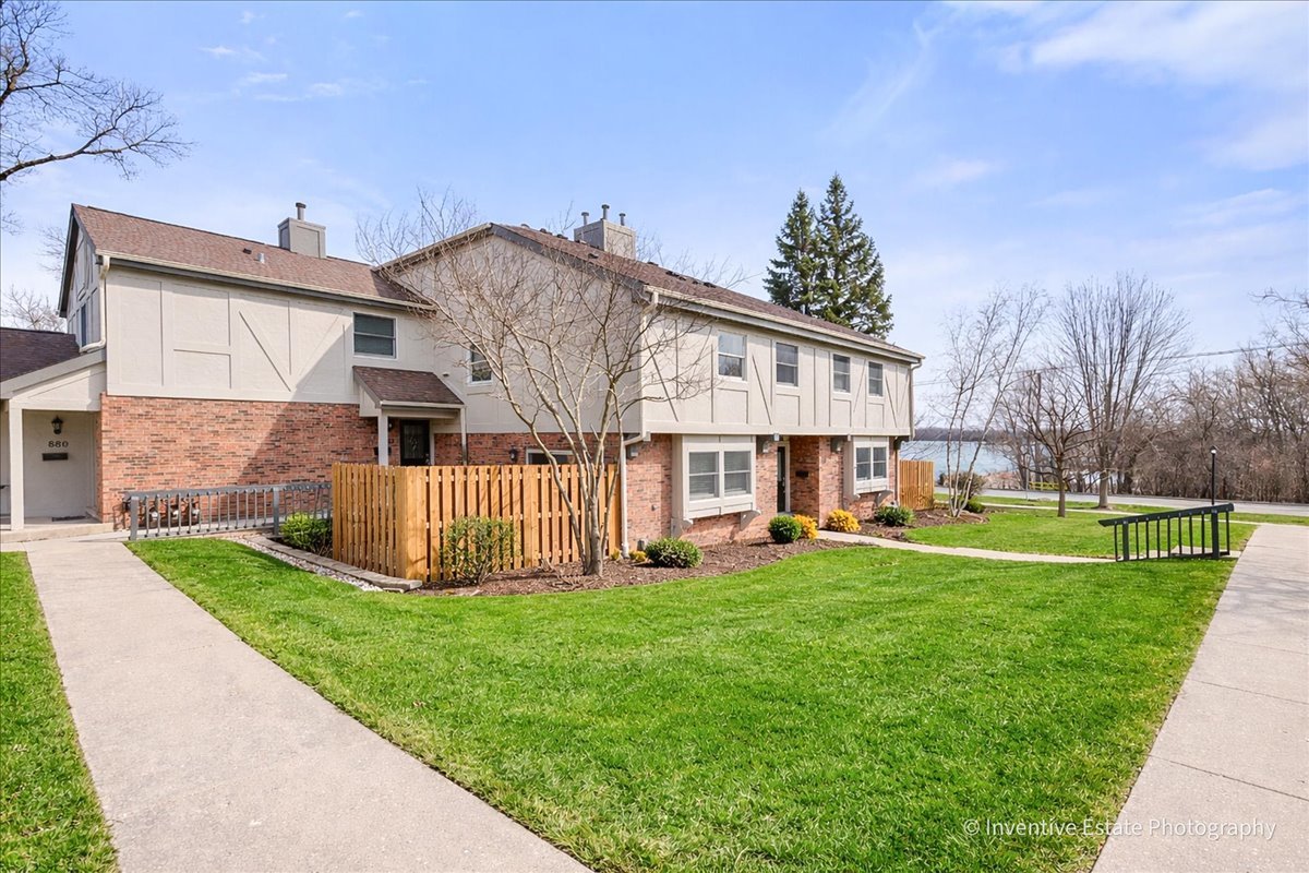 884 Bristol Drive -