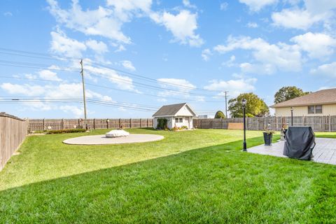 Tiny photo for 7406 W Quail Circle, Frankfort, IL 60423 (MLS # 12517879)