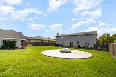 Tiny photo for 7406 W Quail Circle, Frankfort, IL 60423 (MLS # 12517879)