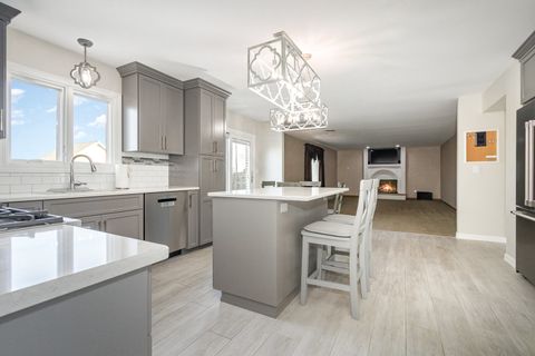 Tiny photo for 7406 W Quail Circle, Frankfort, IL 60423 (MLS # 12517879)