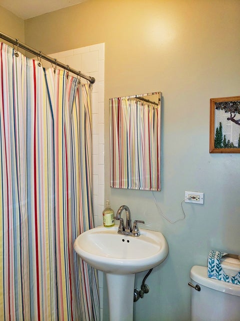 Tiny photo for 1925 Grove Avenue #211, Berwyn, IL 60402 (MLS # 12742620)
