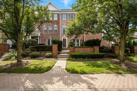 Photo of 310 Big Rail Drive, Naperville, IL 60540 (MLS # 12469054)