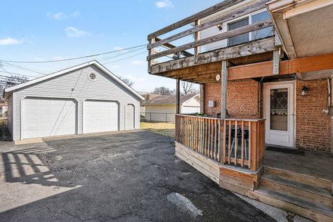 Tiny photo for 6044 Washington Street, Chicago Ridge, IL 60415 (MLS # 12565995)