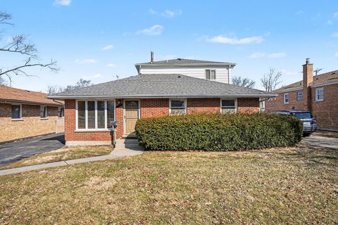 Tiny photo for 6044 Washington Street, Chicago Ridge, IL 60415 (MLS # 12565995)