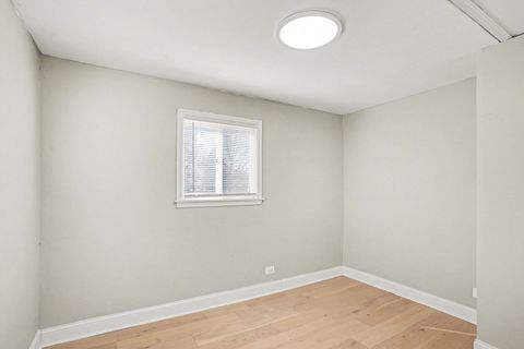 Tiny photo for 6044 Washington Street, Chicago Ridge, IL 60415 (MLS # 12565995)