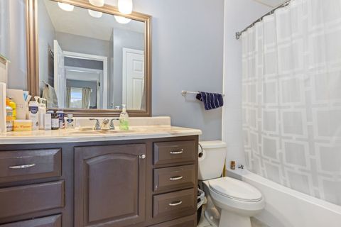 Tiny photo for 1055 HAMPTON HARBOR Harbor #1055, Schaumburg, IL 60193 (MLS # 12608178)