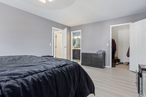 Tiny photo for 1055 HAMPTON HARBOR Harbor #1055, Schaumburg, IL 60193 (MLS # 12608178)