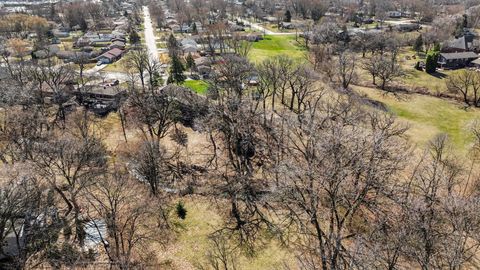 Tiny photo for 812 Sunset Drive, Shorewood, IL 60404 (MLS # 12597602)