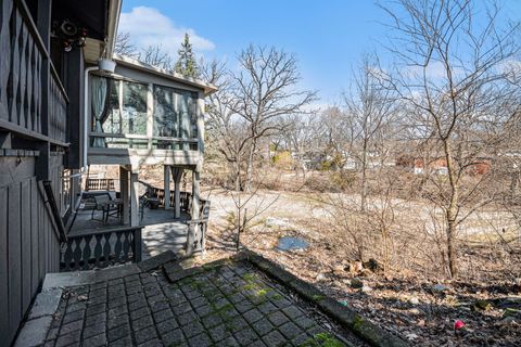 Tiny photo for 812 Sunset Drive, Shorewood, IL 60404 (MLS # 12597602)