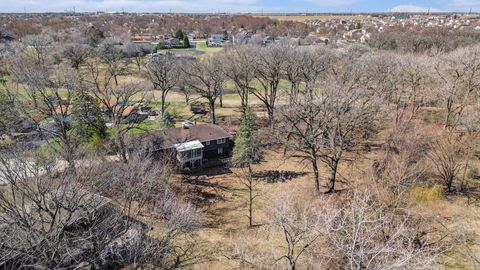 Tiny photo for 812 Sunset Drive, Shorewood, IL 60404 (MLS # 12597602)