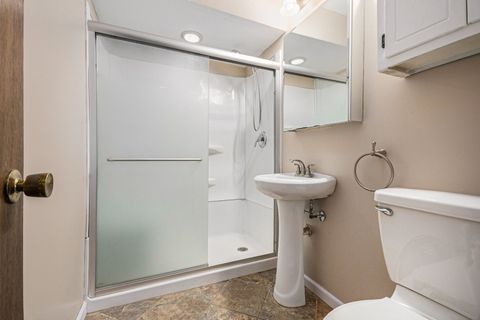 Tiny photo for 812 Sunset Drive, Shorewood, IL 60404 (MLS # 12597602)