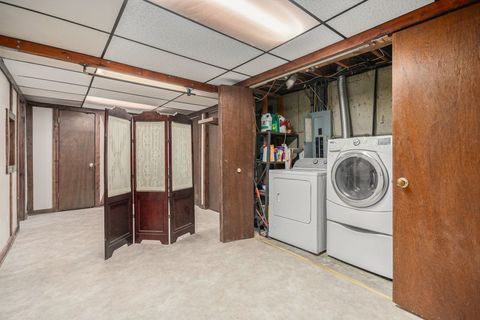 Tiny photo for 812 Sunset Drive, Shorewood, IL 60404 (MLS # 12597602)