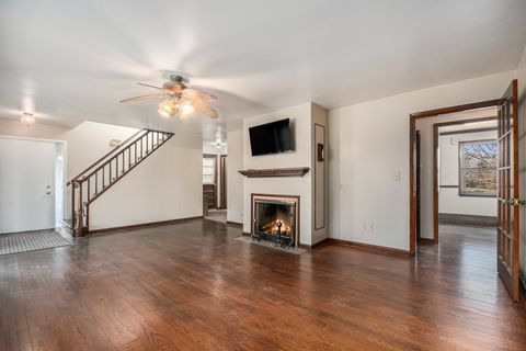 Tiny photo for 812 Sunset Drive, Shorewood, IL 60404 (MLS # 12597602)