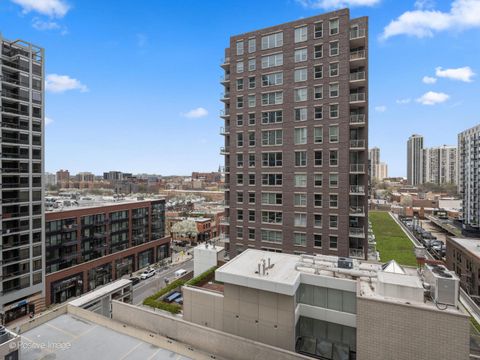 Tiny photo for 1212 N LaSalle Street #2407, Chicago, IL 60610 (MLS # 12483257)