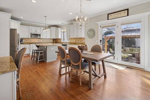 Tiny photo for 594 S Fairfield Avenue, Elmhurst, IL 60126 (MLS # 12552191)