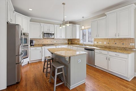 Tiny photo for 594 S Fairfield Avenue, Elmhurst, IL 60126 (MLS # 12552191)