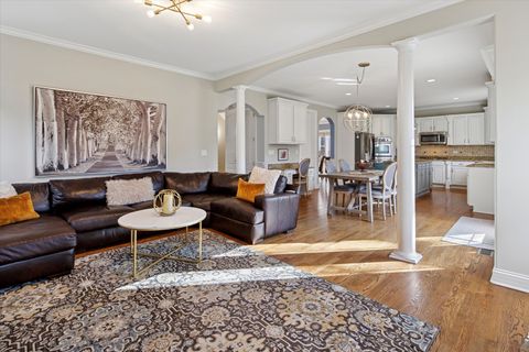 Tiny photo for 594 S Fairfield Avenue, Elmhurst, IL 60126 (MLS # 12552191)