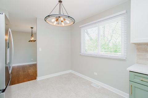 Tiny photo for 248 Spruce Avenue, Bensenville, IL 60106 (MLS # 12626893)