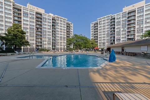 Tiny photo for 8815 GOLF Road #8C, Niles, IL 60714 (MLS # 12718885)