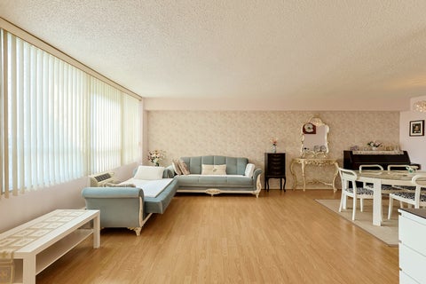Tiny photo for 8815 GOLF Road #8C, Niles, IL 60714 (MLS # 12718885)