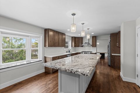 Tiny photo for 330 OAK HILL Court, Antioch, IL 60002 (MLS # 12621431)