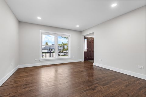 Tiny photo for 330 OAK HILL Court, Antioch, IL 60002 (MLS # 12621431)