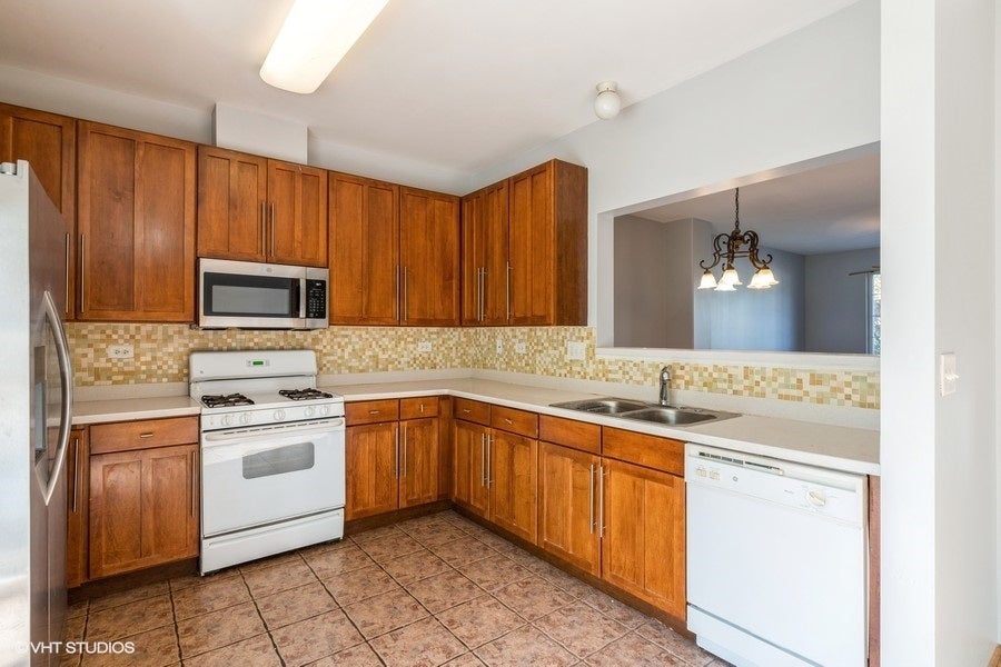 732 Hanbury Drive 31