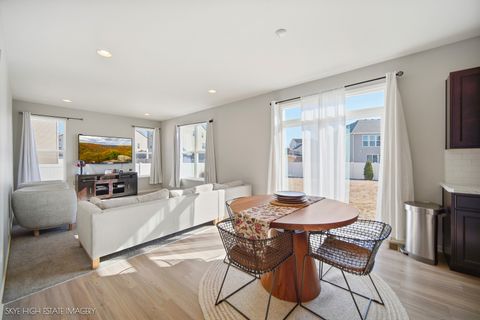 Tiny photo for 1816 Wellington Drive, Joliet, IL 60431 (MLS # 12580393)