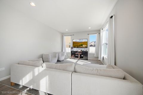 Tiny photo for 1816 Wellington Drive, Joliet, IL 60431 (MLS # 12580393)