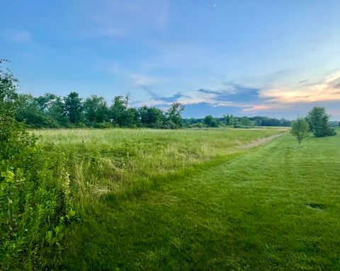 10105 N Clark Road Spring Grove IL 60081