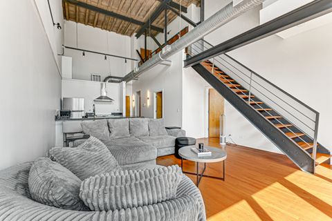 Tiny photo for 6300 S Woodlawn Street #305, Chicago, IL 60637 (MLS # 12622397)