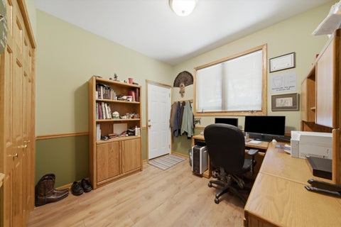 Tiny photo for 26165 N GREENBRIAR Court, Lake Barrington, IL 60084 (MLS # 12713069)