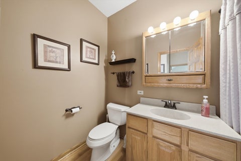 Tiny photo for 26165 N GREENBRIAR Court, Lake Barrington, IL 60084 (MLS # 12713069)