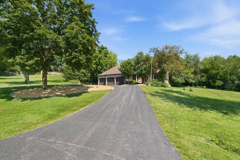Tiny photo for 26165 N GREENBRIAR Court, Lake Barrington, IL 60084 (MLS # 12713069)
