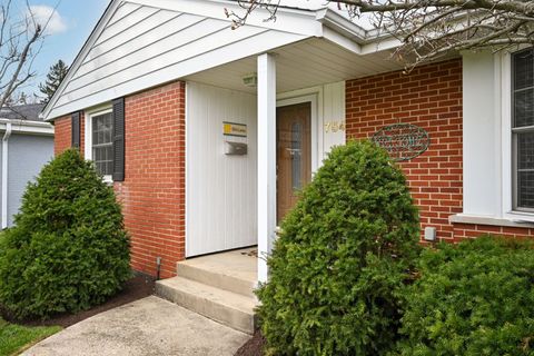 Tiny photo for 754 N Kenilworth Avenue, Glen Ellyn, IL 60137 (MLS # 12612678)