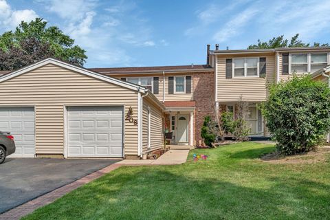 Photo of 208 Porter Lane #208, Bolingbrook, IL 60440 (MLS # 12443742)