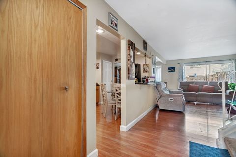 Tiny photo for 208 Porter Lane #208, Bolingbrook, IL 60440 (MLS # 12443742)