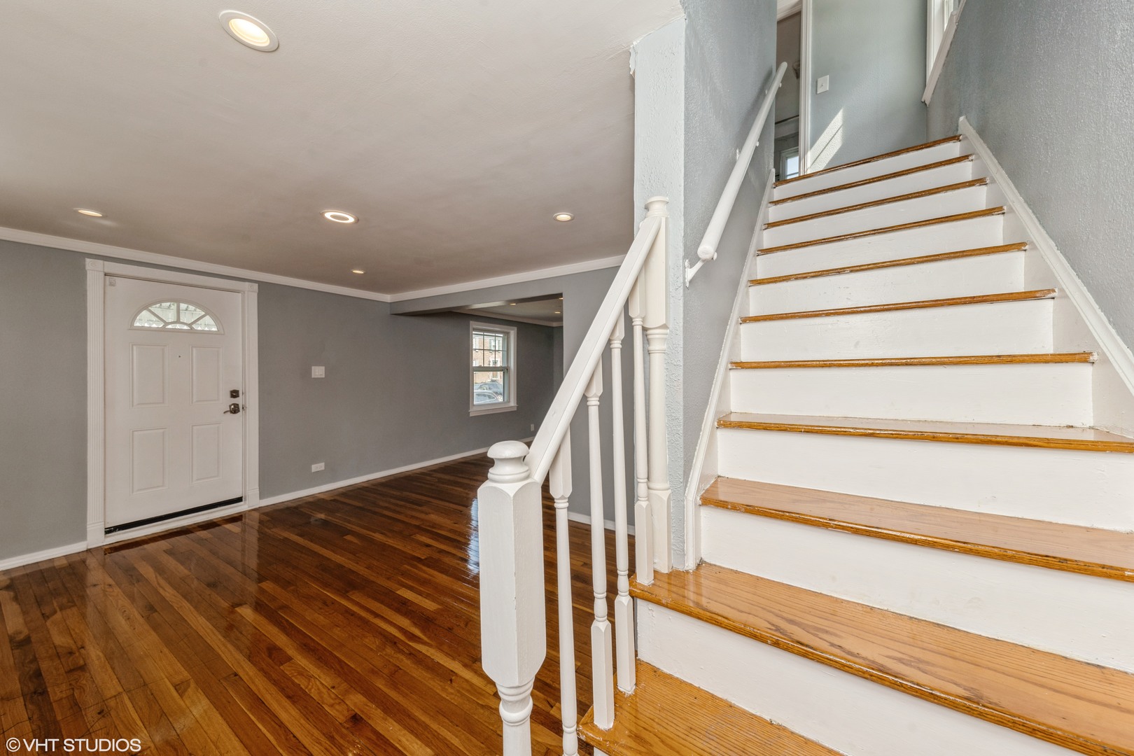 6431 S Lawler Avenue