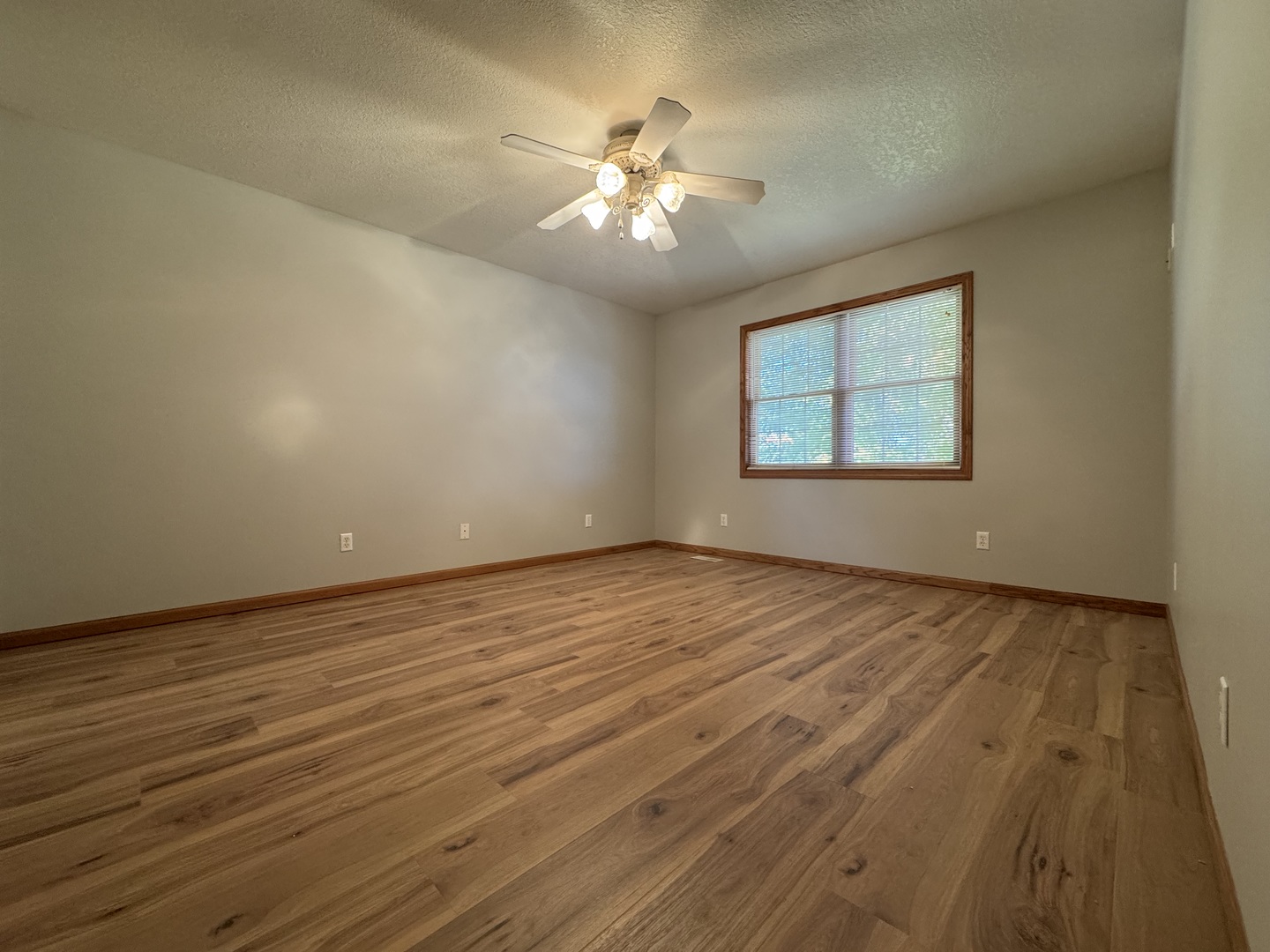 Bourbonnais, Illinois 60914, United States, 4 Bedrooms Bedrooms, ,3 BathroomsBathrooms,Residential,Active,192554